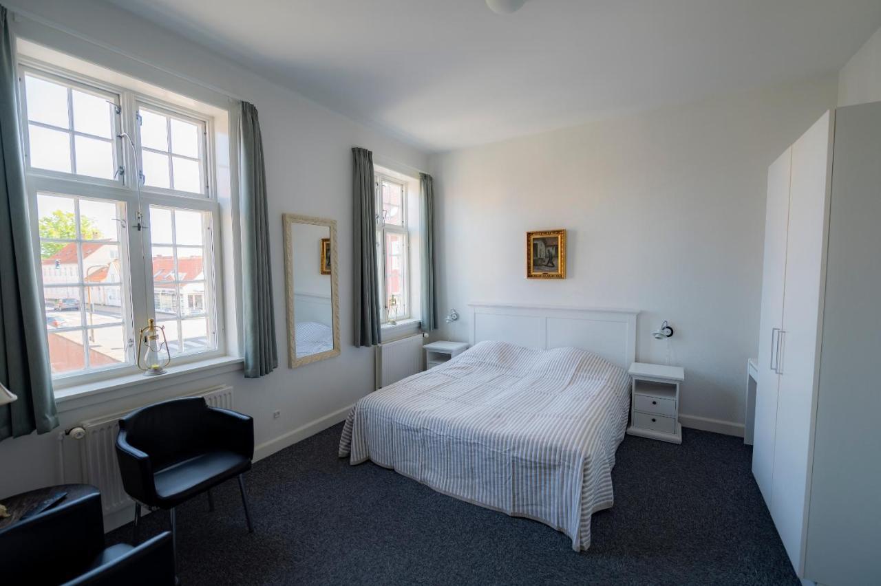 Det Gamle Posthus Hotel Ronne Exterior photo